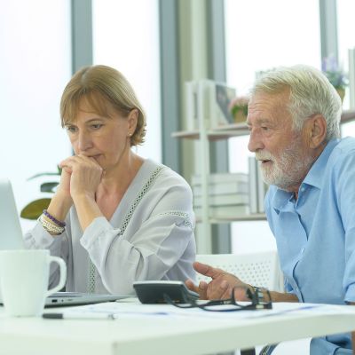 Reconsiderar la jubilación en mercados volátiles